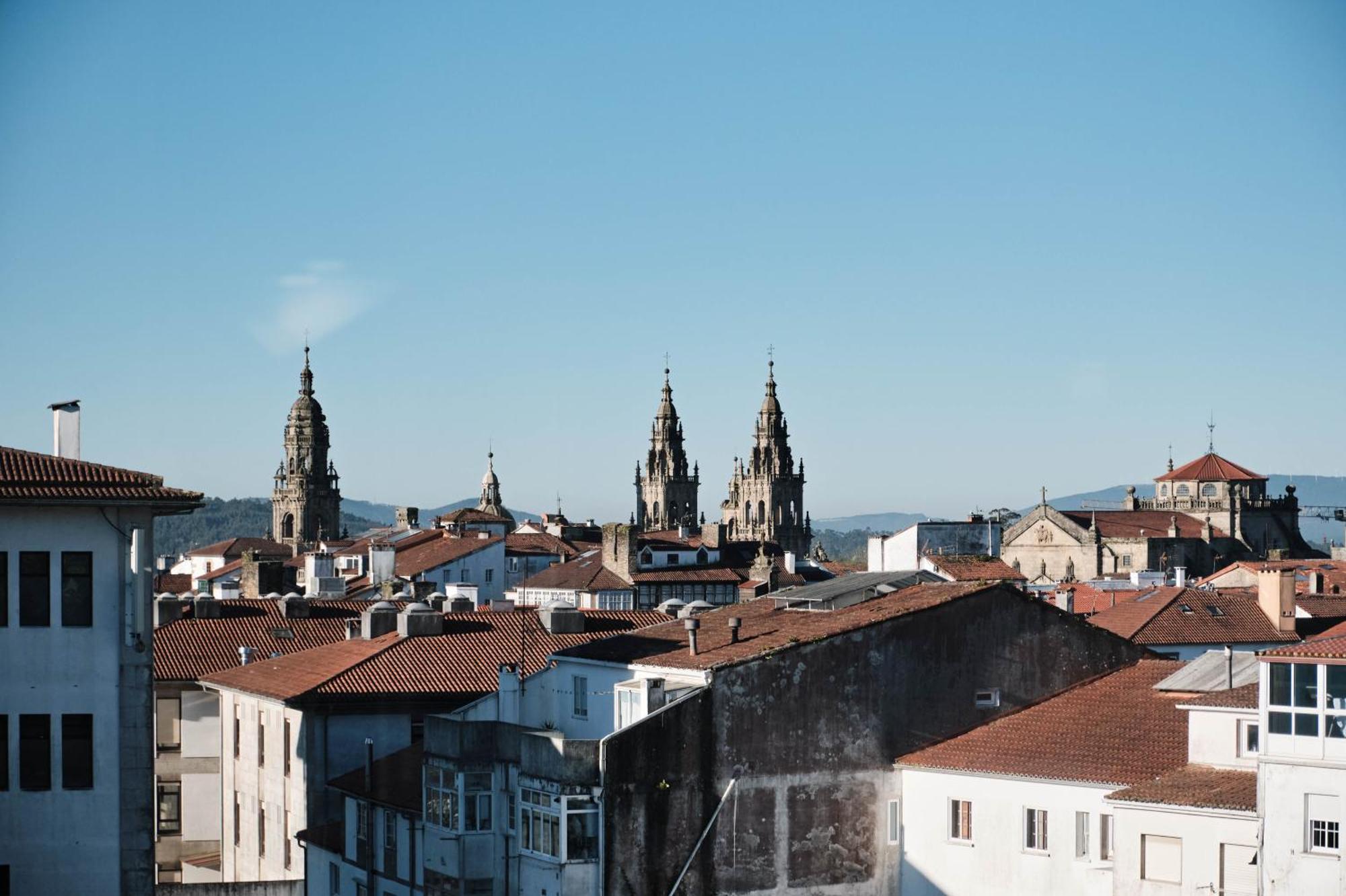 Loop Inn Hostel Santiago De Compostela Bagian luar foto